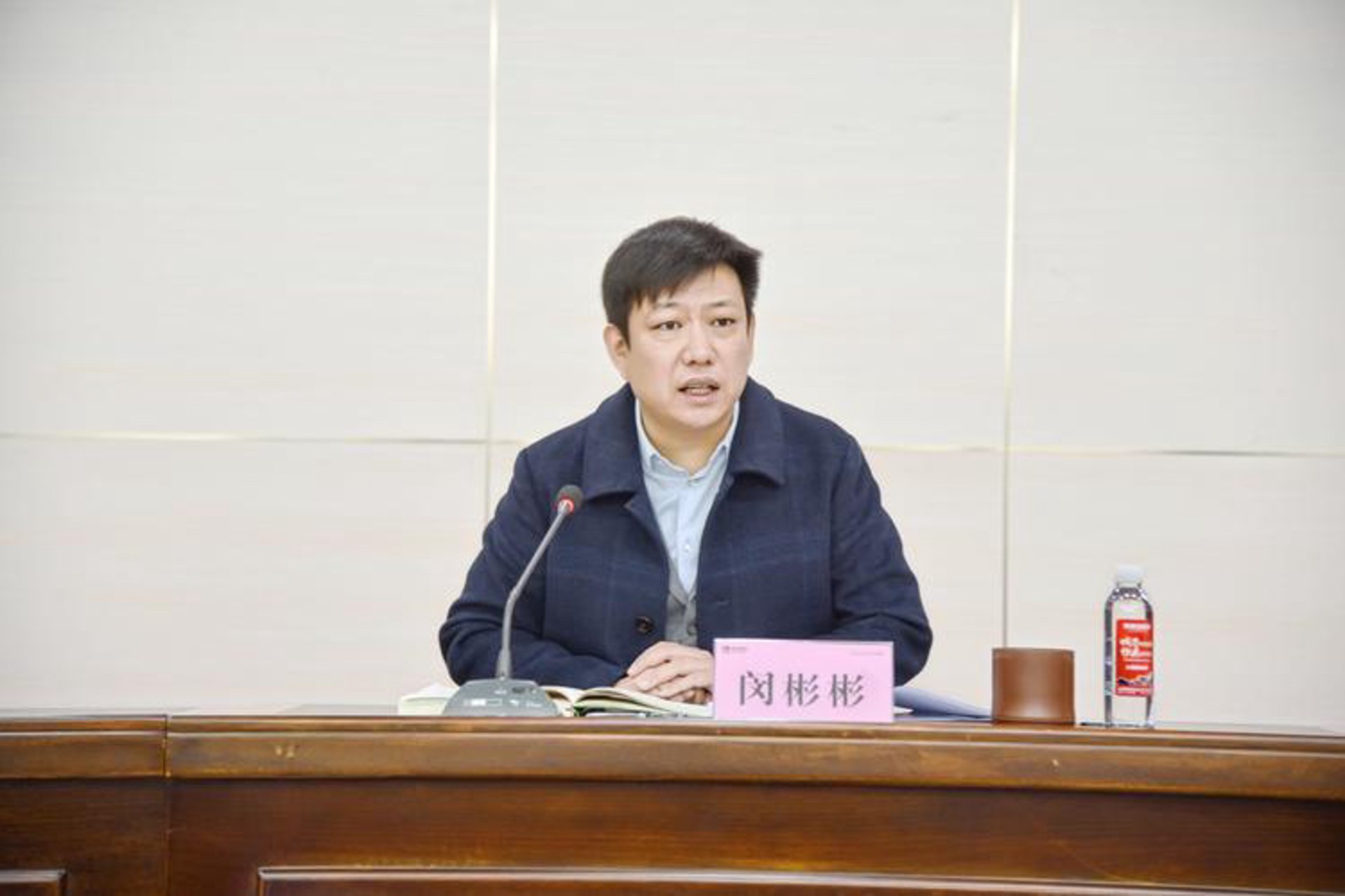 鸿城伟业地产